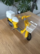 Sindy Vintage Yellow Moped With Basket, Mirror And Stand 