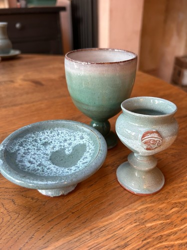 Mixed studio pottery oddments - studio,