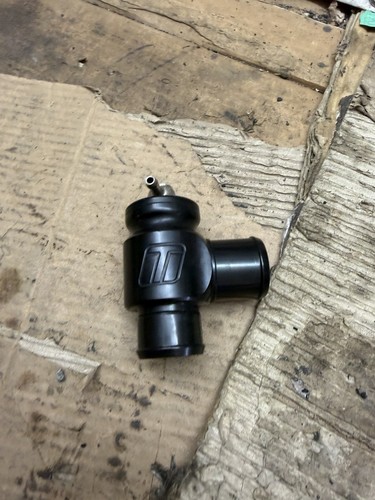 Turbosmart kompact black dump - black,