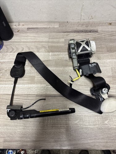 Fiat 500 seat belt and - seat,