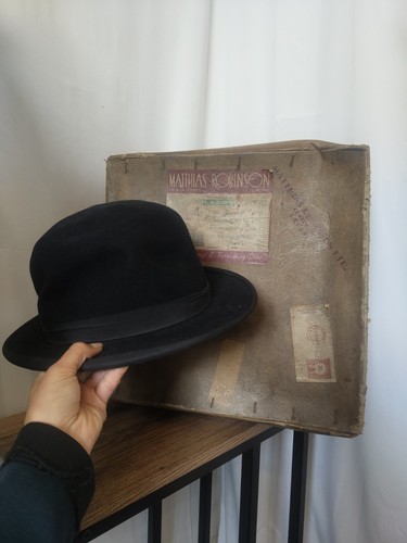 Vintage black felt - vintage,