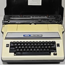 Brother Super 7300 Typewriter