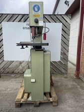 Startrite 24-V-10 Vertical Bandsaw