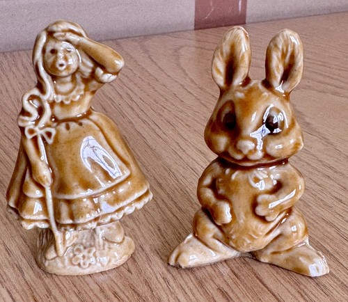 Vintage wade sharps easter