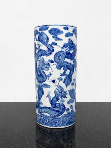 Chinese blue white dragon - chinese,