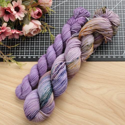 Hand dyed merino - hand, sock