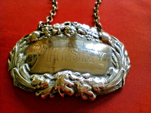 Vintage whisky decanter - decanter, label