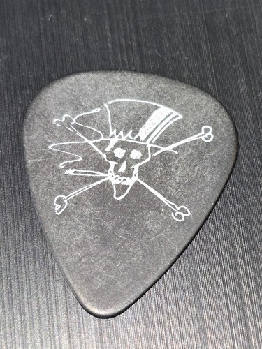 Slash velvet revolver tour - velvet,