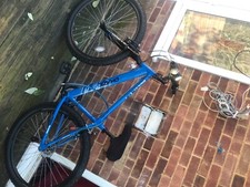 Blue mountain bike 27.5 inch
