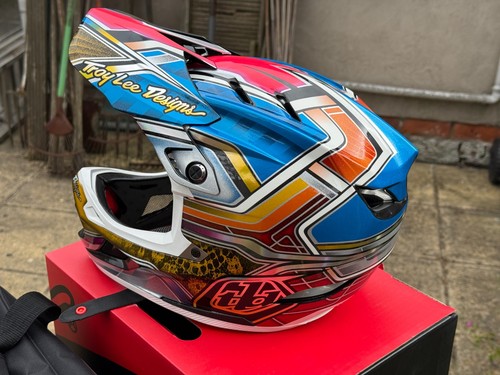 Troy lee design - d4, carbon