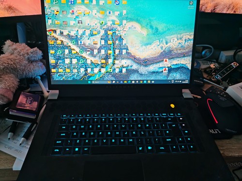 Alienware x17 uhd 120hz - alienware,
