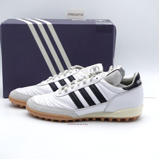 Size 11 Men's adidas Mundial