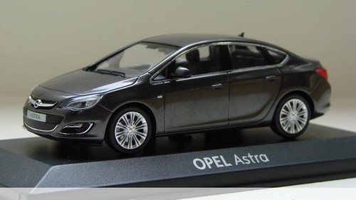 Opel astra 2012 grey - opel,