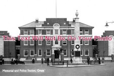 ES 4450 - Memorial & Police