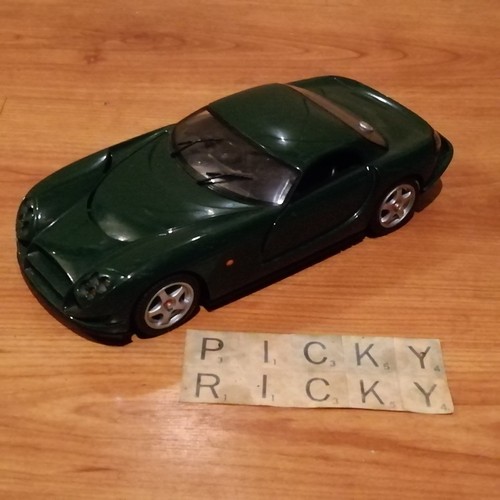 Hot wheels tvr - hot,
