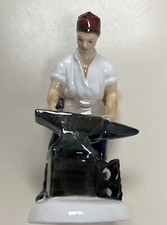 *MINT* Royal Doulton THE