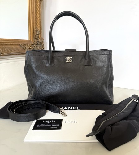 Chanel executive cerf tote - chanel,