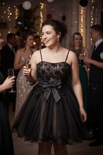 Dazzle in Black: Sagaie Vogue