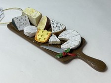 PAPERCHASE CHEESEBOARD FOOD