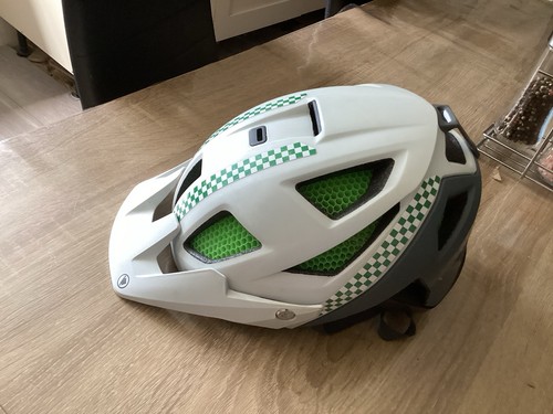 Ambulance cycle response - ,