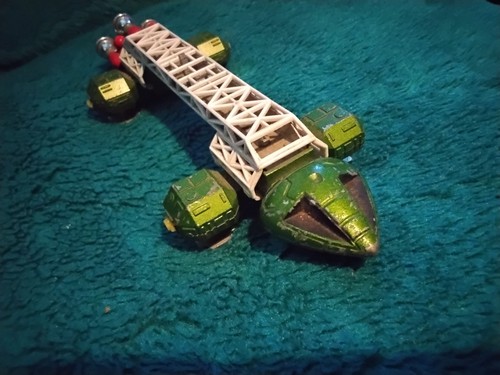 Dinky space 1999 eagle - dinky,