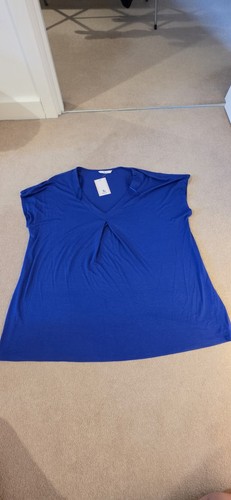 Ladies blue blouse size 18 - tu,