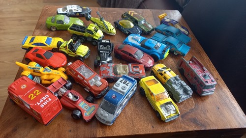Various toy cars - x,