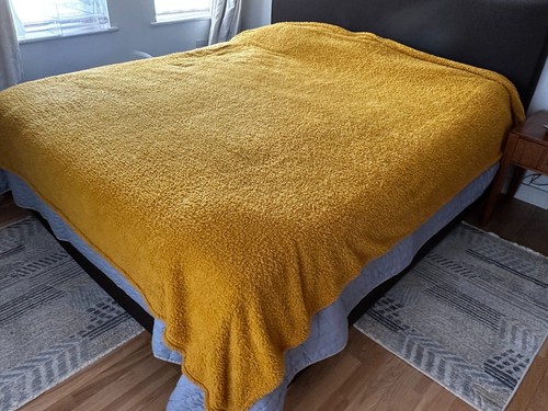 Brentfords teddy fleece yellow - brentfords,