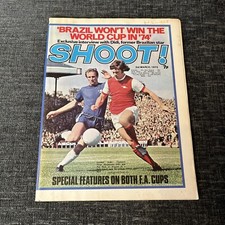 Shoot Magazine - 3 Mar 1973 - Stoke City Willie Donachie Kevin Beattie Shilton