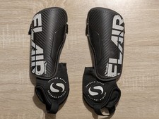Sondico Flair Shin Pads Black