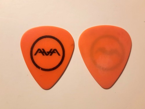 Angels and airwaves tom - angels,