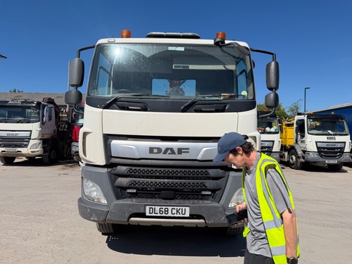 Daf tipper grab - tipper,