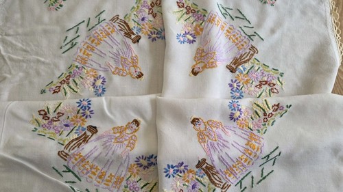 Vintage cream crinoline lady - cream,