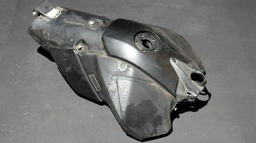 Genuine aprilia smv 750 - genuine,