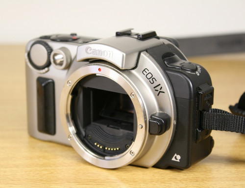 Canon eos body slr camera - eos, ix