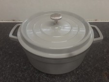 ☆NEW☆ CASSEROLE/STEW POT