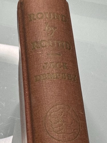 Vintage 1940 round - round, by