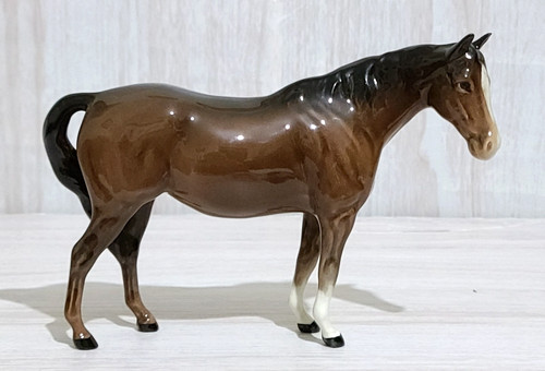 Beswick small mare facing - beswick,