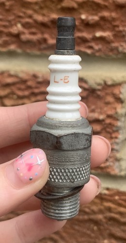 Vintage champion 5 spark - l5, l-5