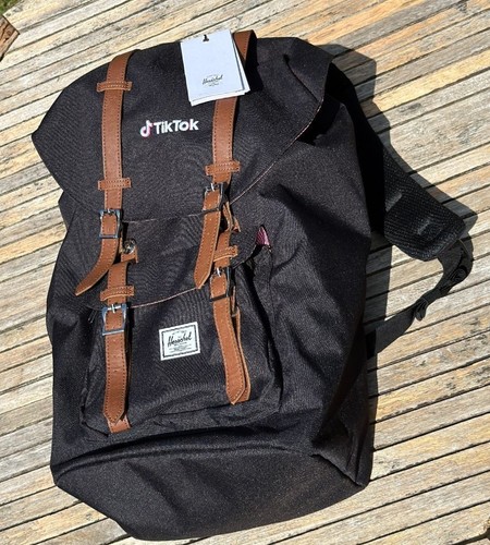Bnwt herschel little america - herschel,