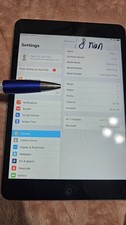 Apple iPad mini 2 Tablet Lot