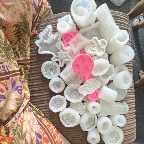 White silicone resin moulds - resin,