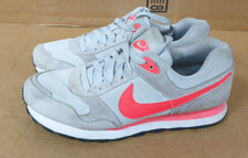 Nike MD Runner Women's Retro