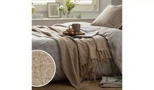 Habitat Boucle Throw 150x125CM