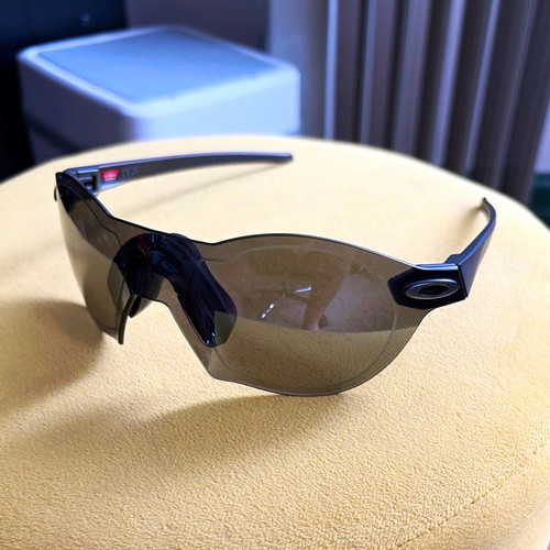 Oakley sub zero prism - zero, prism.