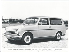 RELIANT REBEL 700 ESTATE PUBLICITY B/W PHOTOGRAPH