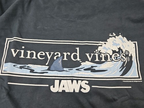 Vineyard vines jaws - ,