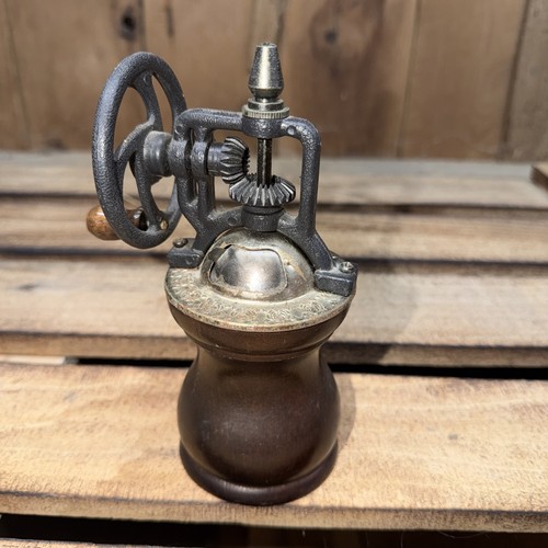 Vintage antique hand - 6.5",