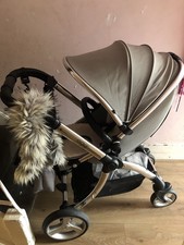 Good Condition Egg 2 Pram. 
