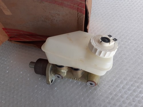 Brake master cylinder for - master,
